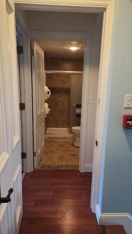Greystone Manor Bed & Breakfast — photo 21