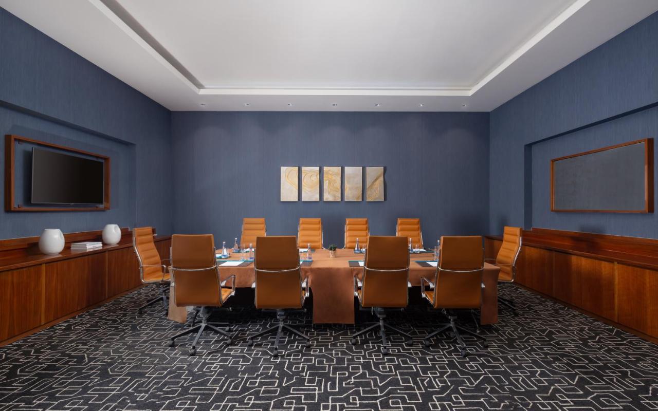 Sheraton Baku Intourist photo