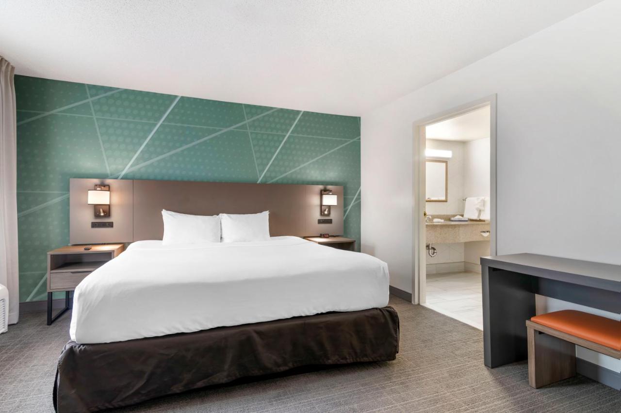 Cloud 9 Inn & Suites Lake George — photo 10