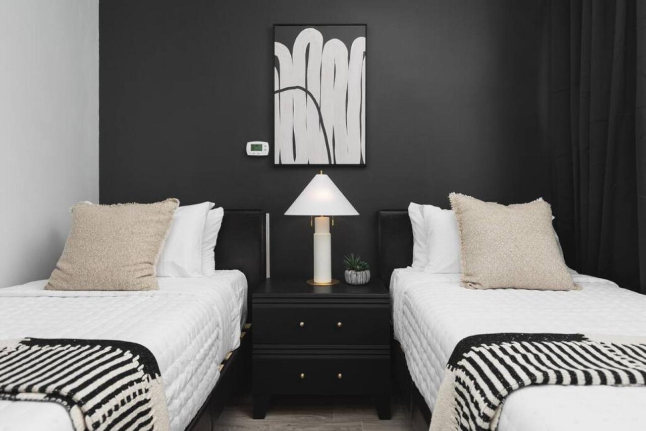 Modern Comfort Condo Only 2 Mile to Downtown Broadway - 5