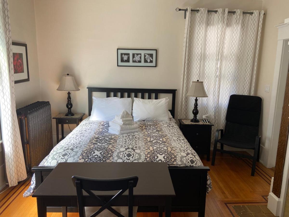 Windsor Guest House photo