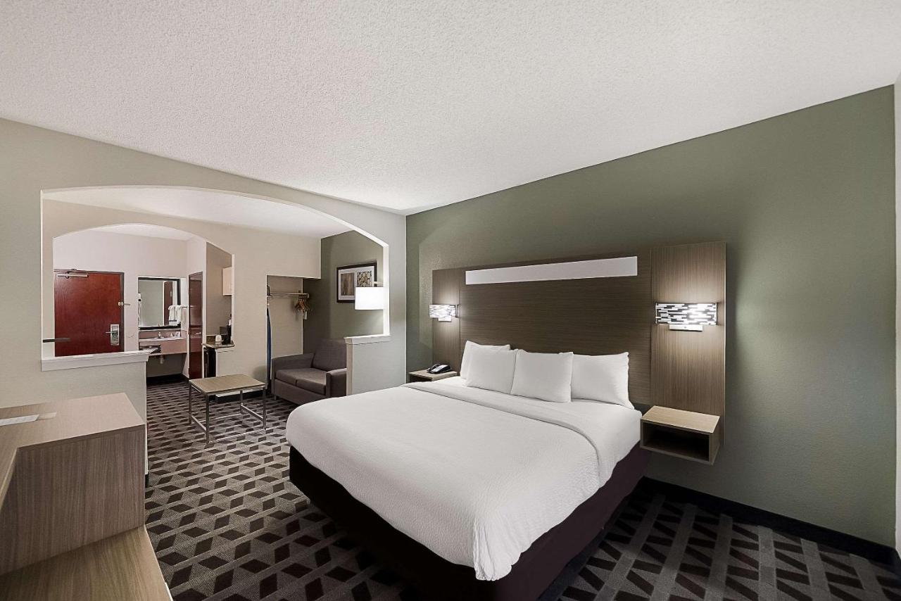 Hotel Irving DFW Airport South — photo 13
