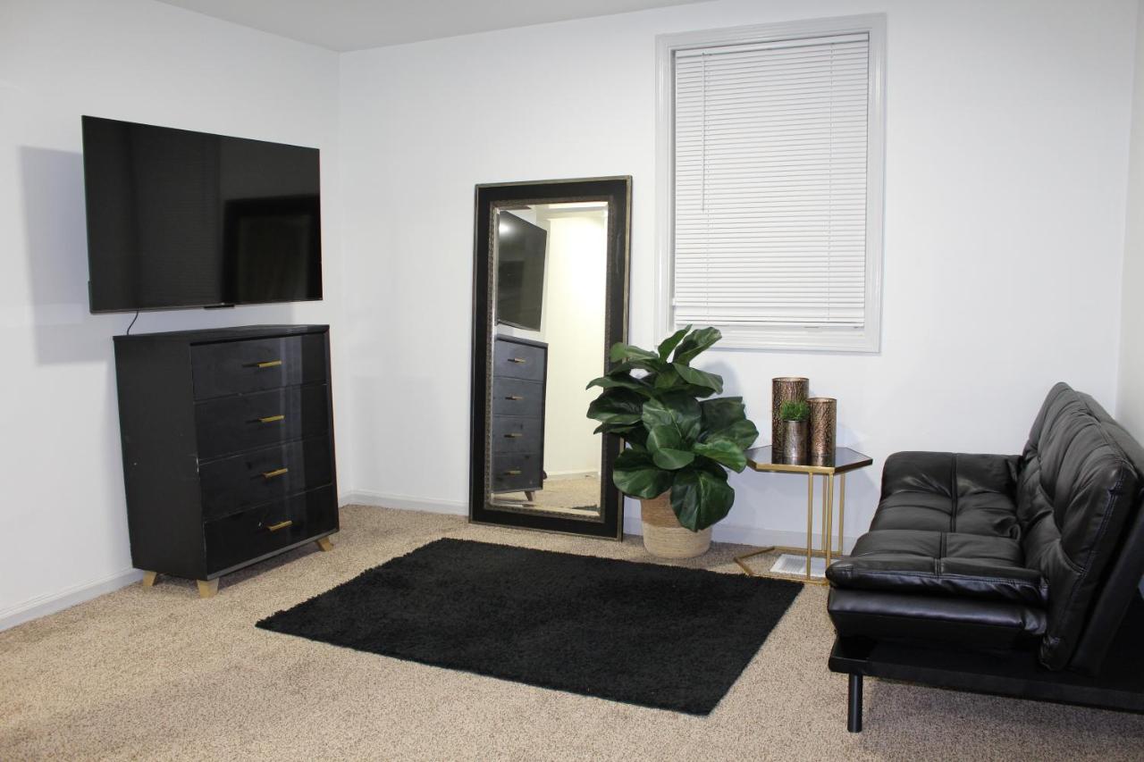 The 3060 Guest House — photo 21