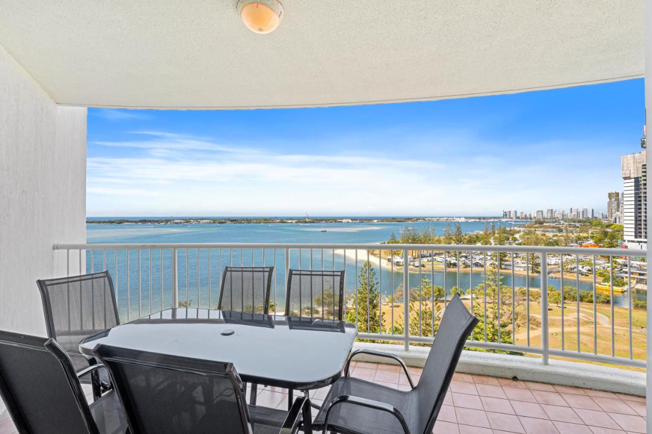 Crystal Bay On The Broadwater photo