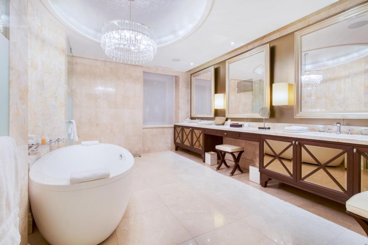 The Ritz-Carlton, Montreal photo
