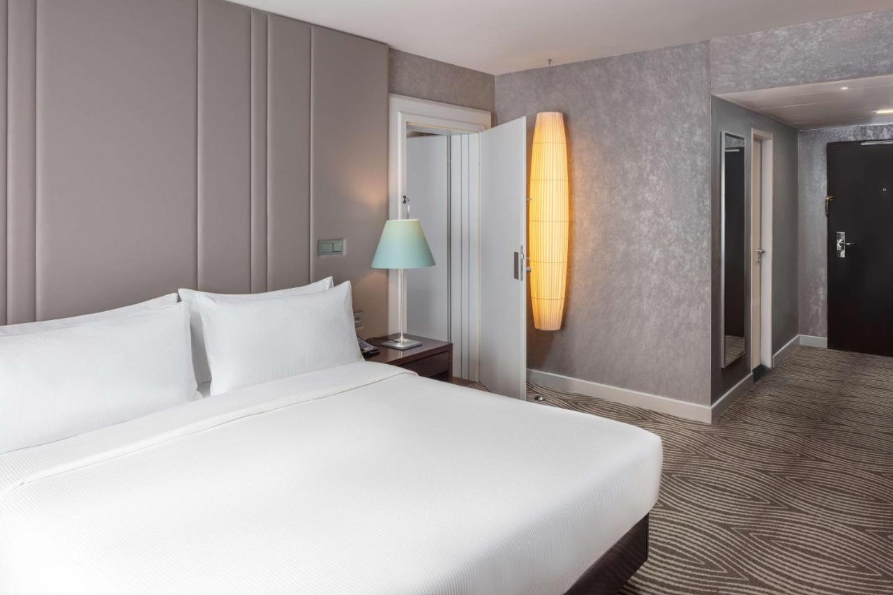 Hilton Berlin photo