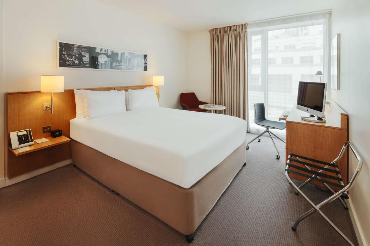 DoubleTree by Hilton Hotel London - Tower of London - Laterooms
