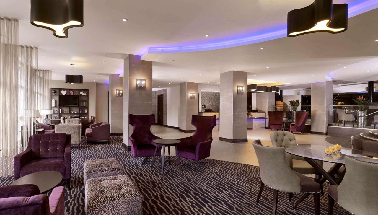 DoubleTree by Hilton Woking photo