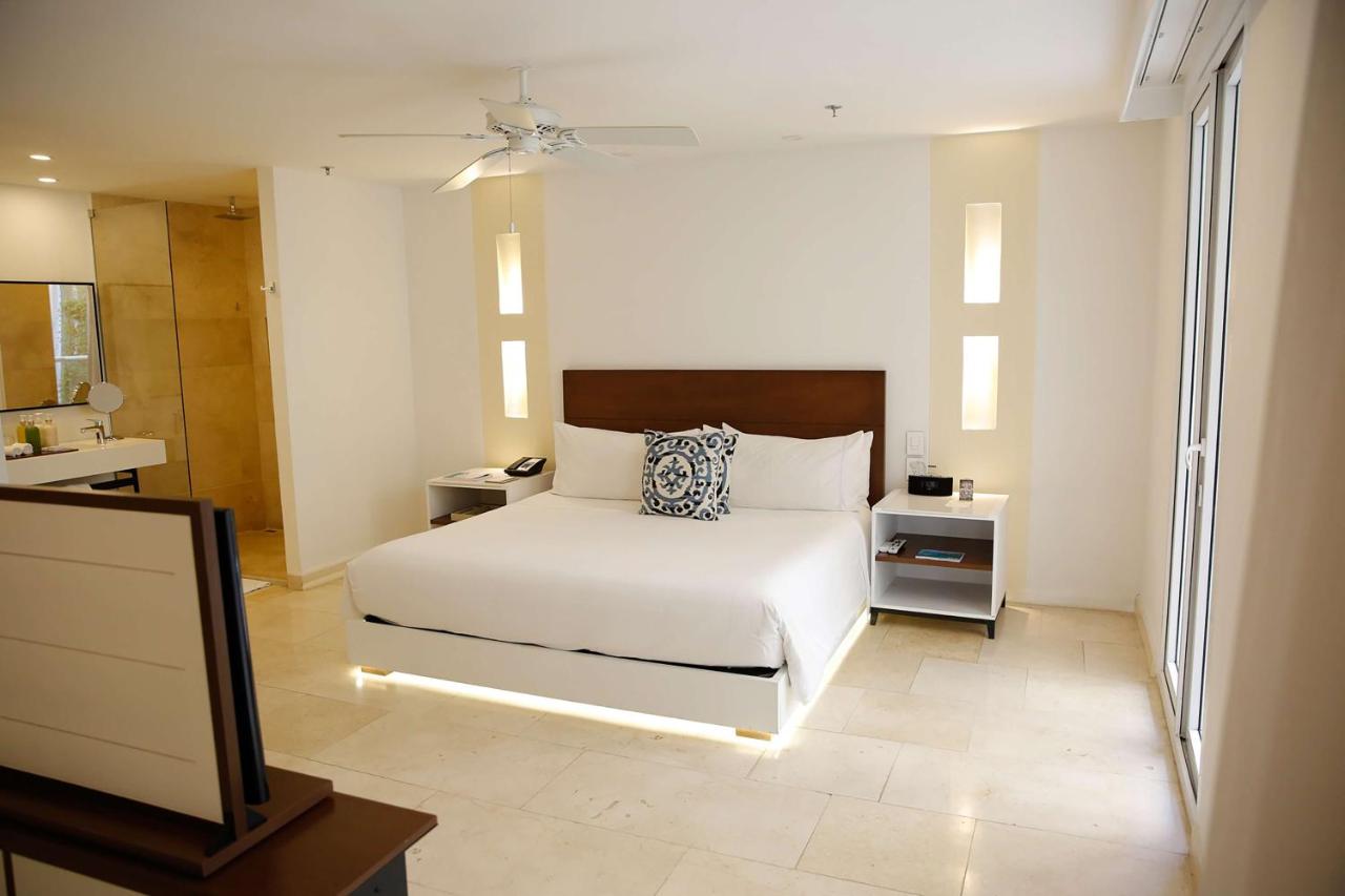 Nacar Hotel Cartagena, Curio Collection by Hilton photo