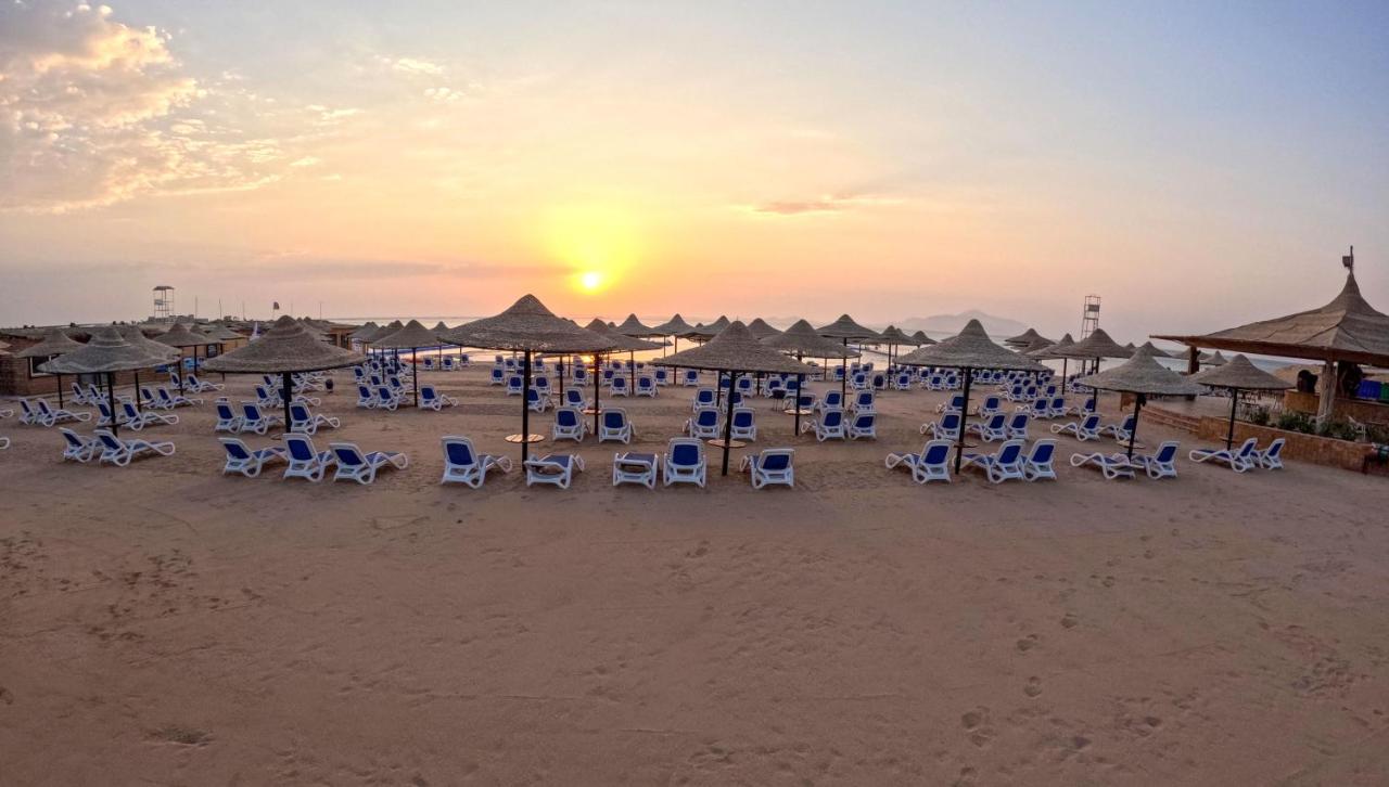 Ivy Cyrene Island Resort photo