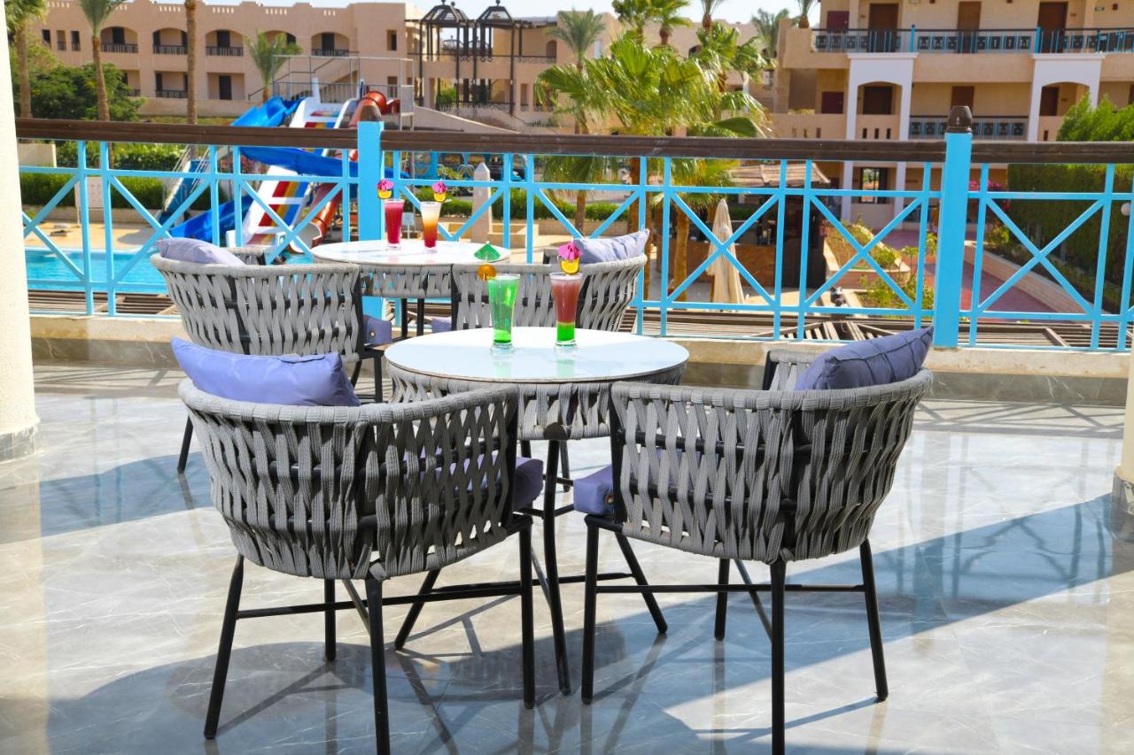 Ivy Cyrene Island Resort photo