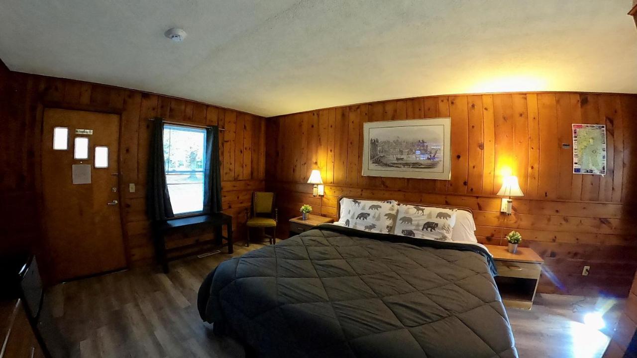 Heart of the Berkshires Motel — photo 21