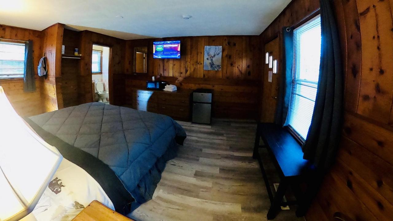 Heart of the Berkshires Motel — photo 18