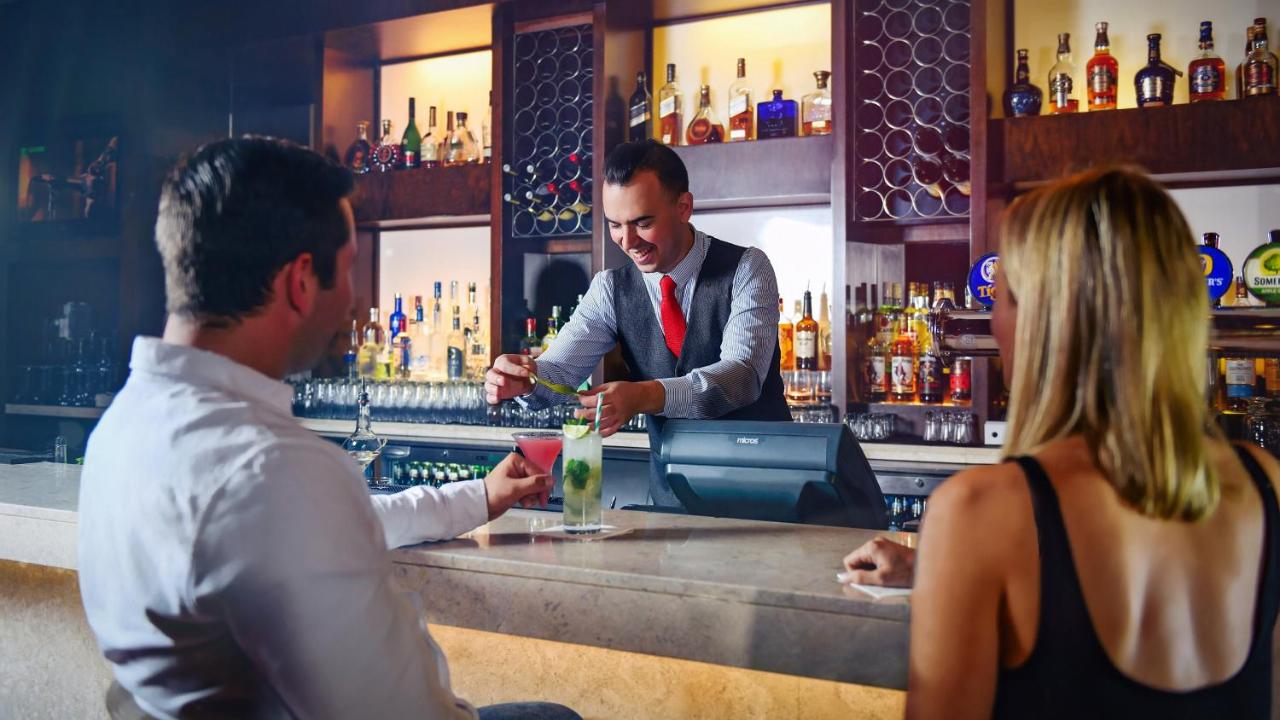 InterContinental Bahrain, an IHG Hotel photo