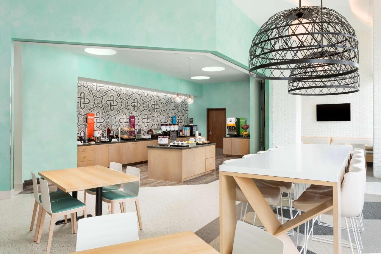 Hampton Inn & Suites Santa Monica - 5