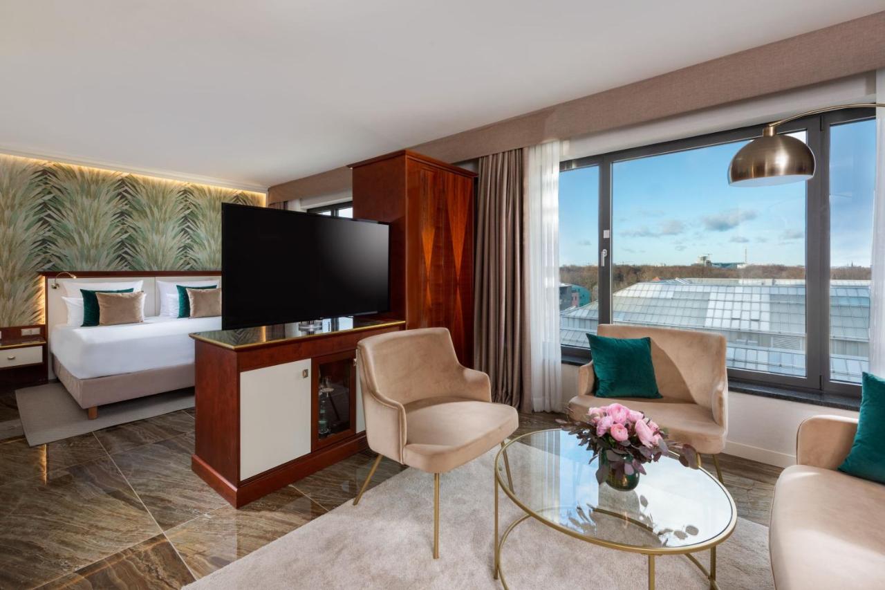 JW Marriott Hotel Berlin photo