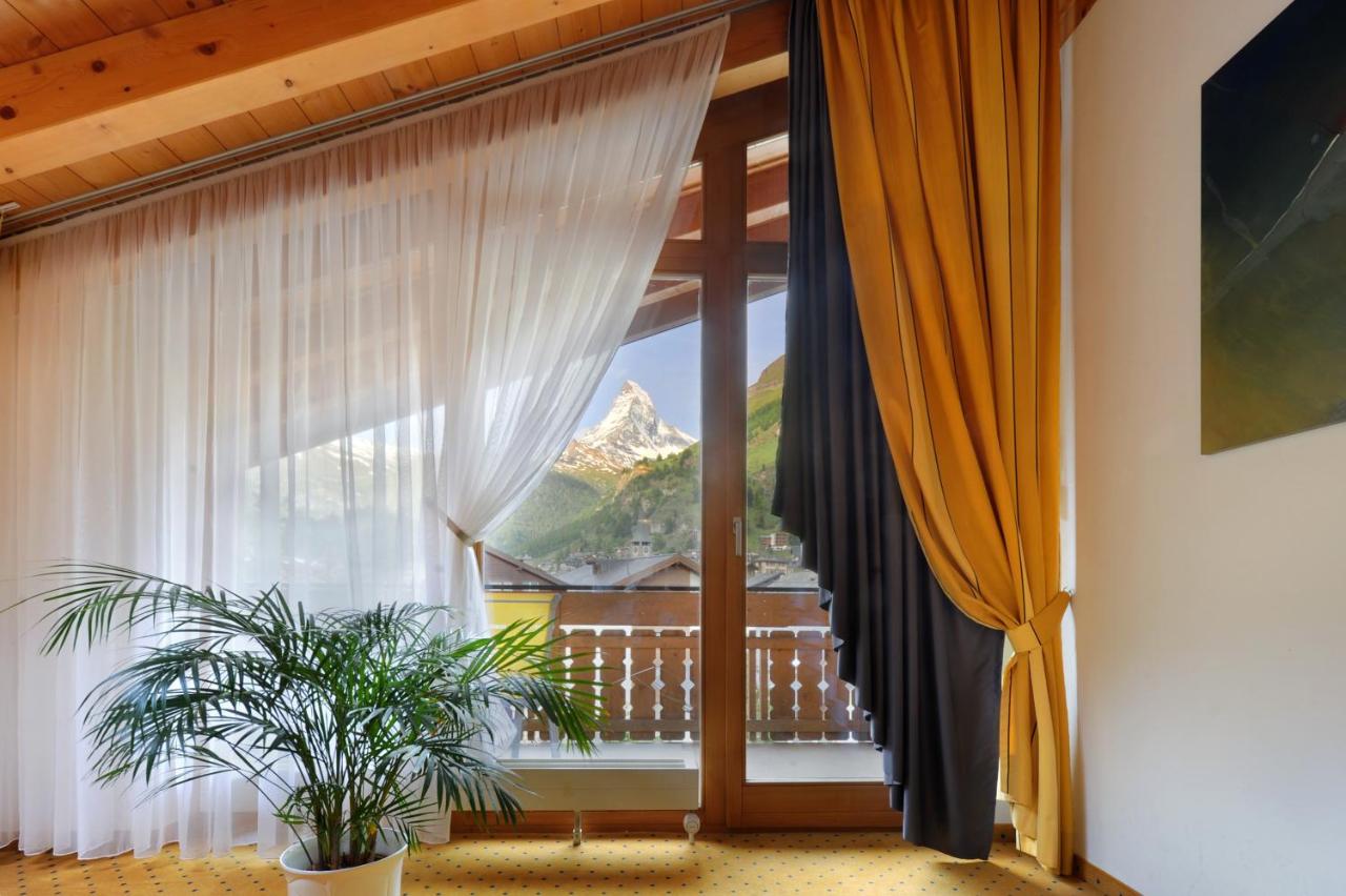 Alpine Hotel Perren photo