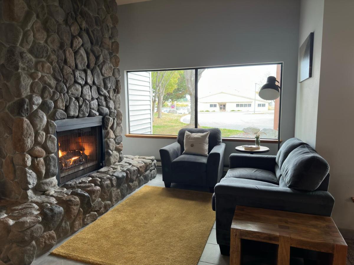 Friday Harbor Suites — photo 20