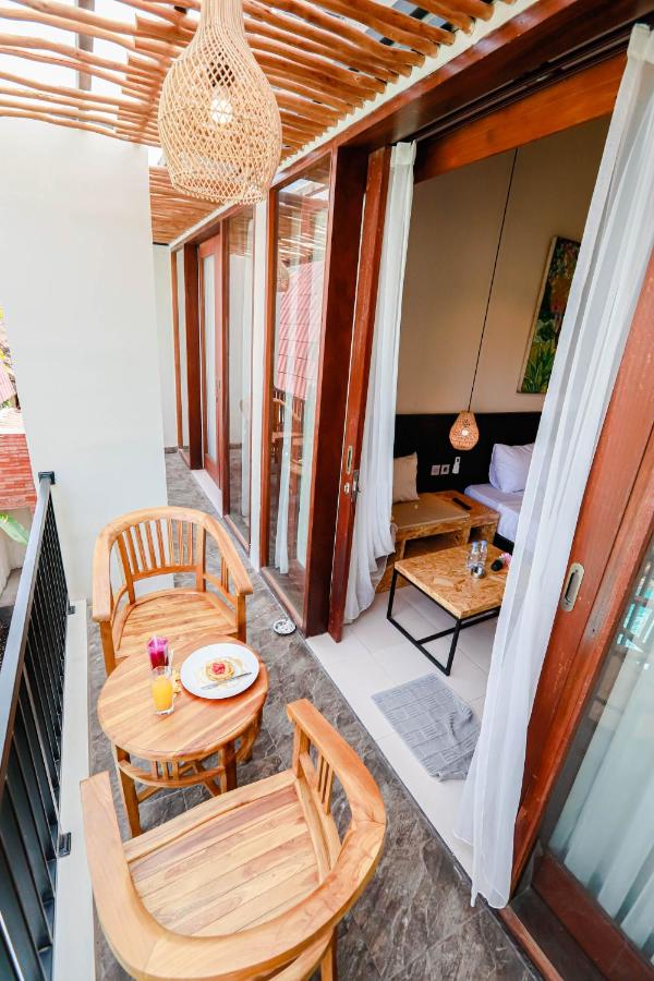 Neo Bintang Bungalow Cafe and Pool - 5