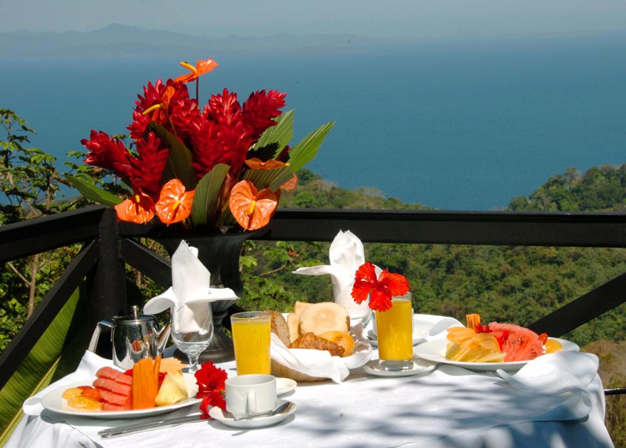 Hotel Villa Caletas photo