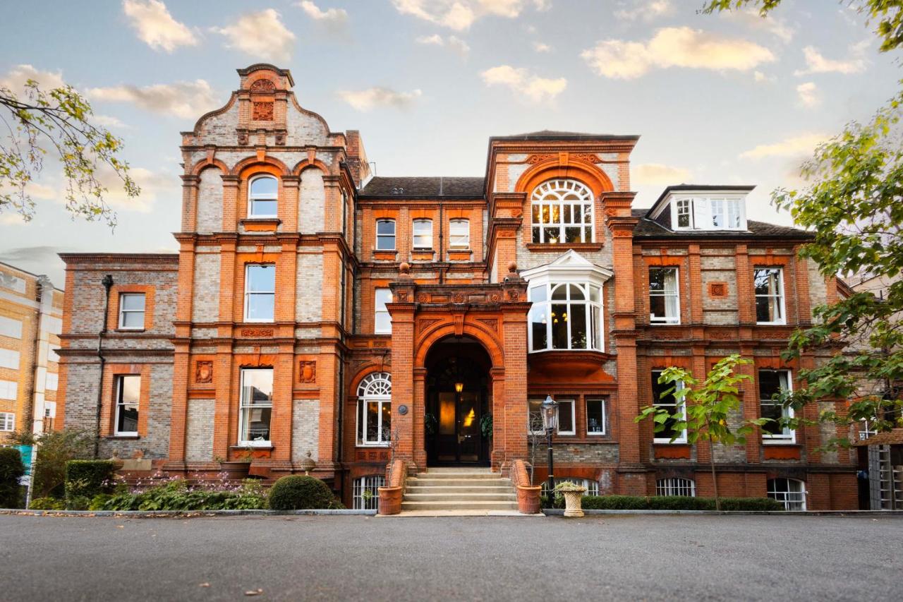 Palmers Lodge Swiss Cottage - 5