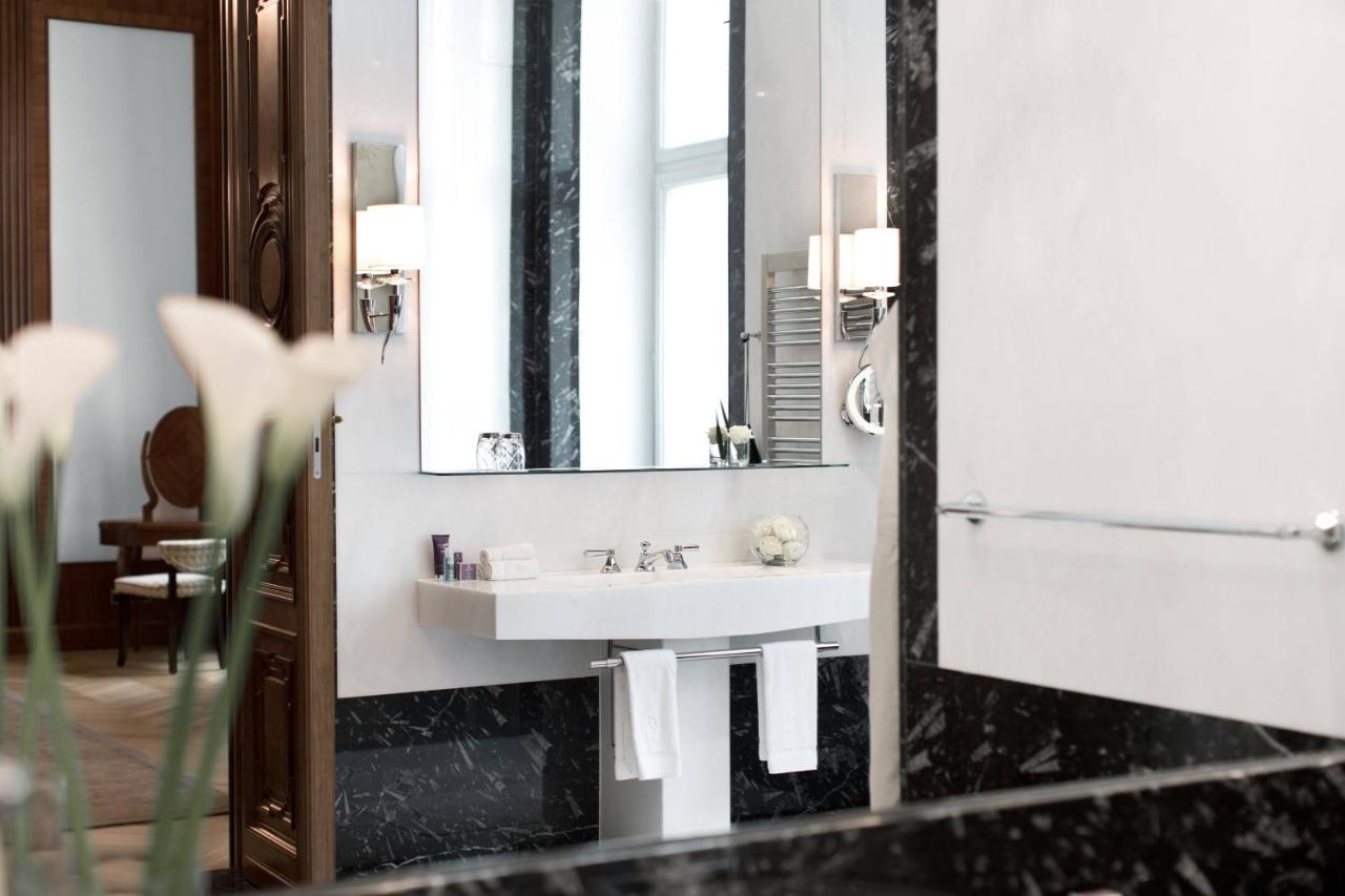 The Ritz-Carlton, Vienna photo
