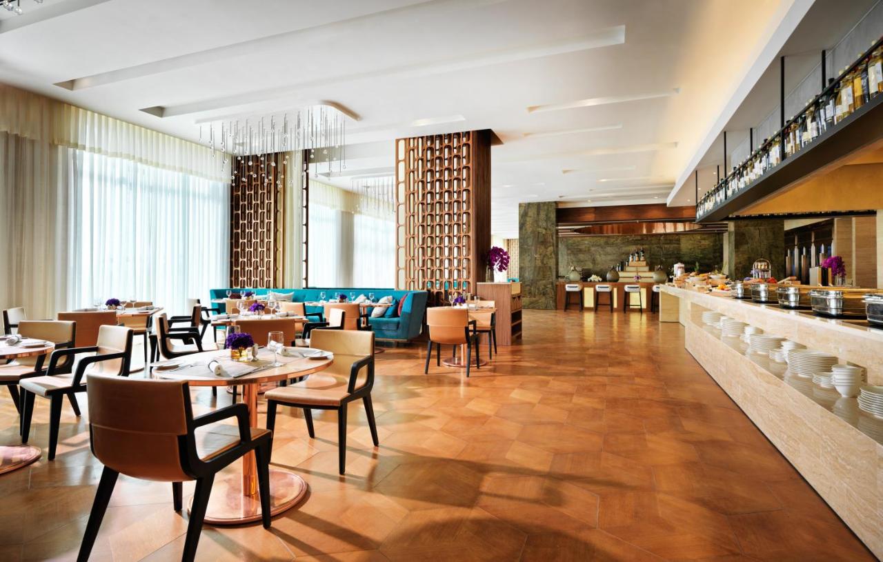 Sheraton Baku Intourist photo