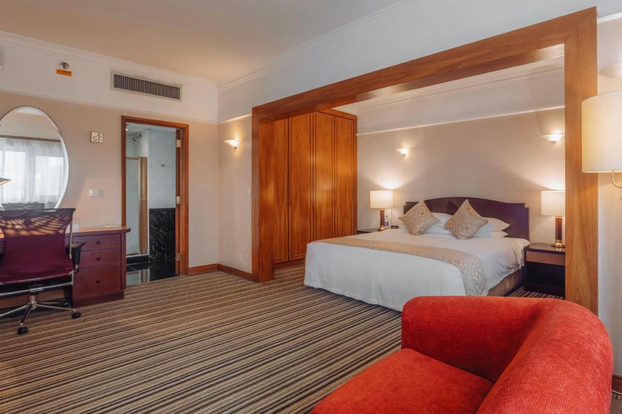 Metropark Lido Hotel Beijing photo