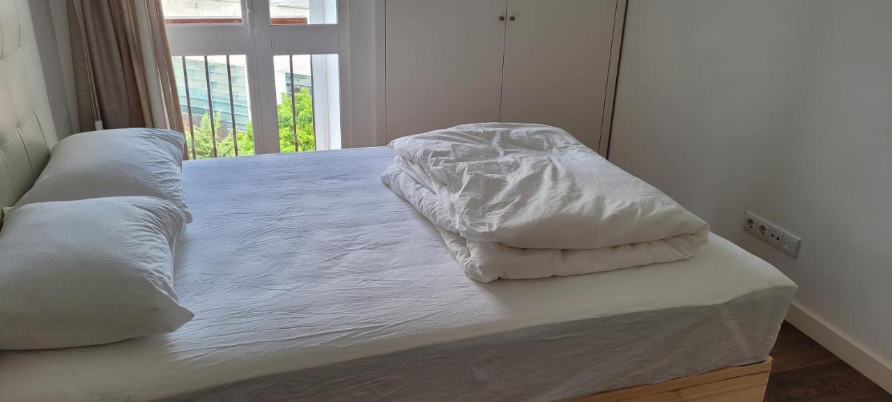 Comfy room near Metro - 2