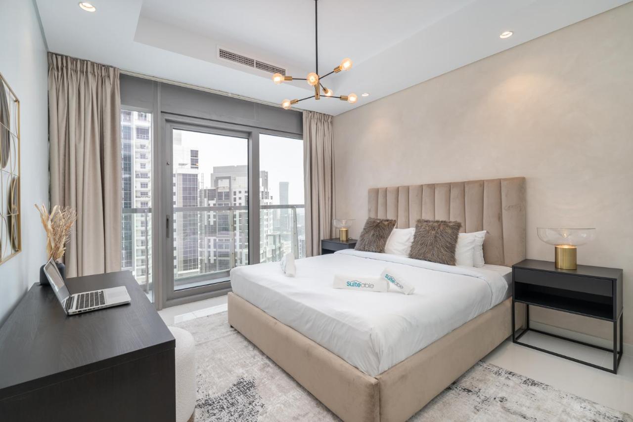 Stylish 2Bedroom w infinity pool on the 64th floor - 2