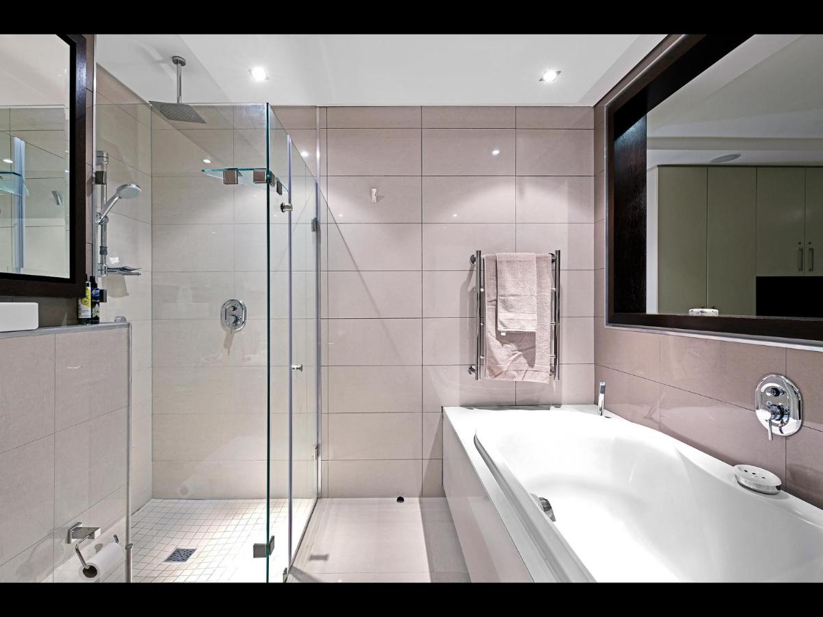 The Crystal 203 Camps bay - back-up power - 3