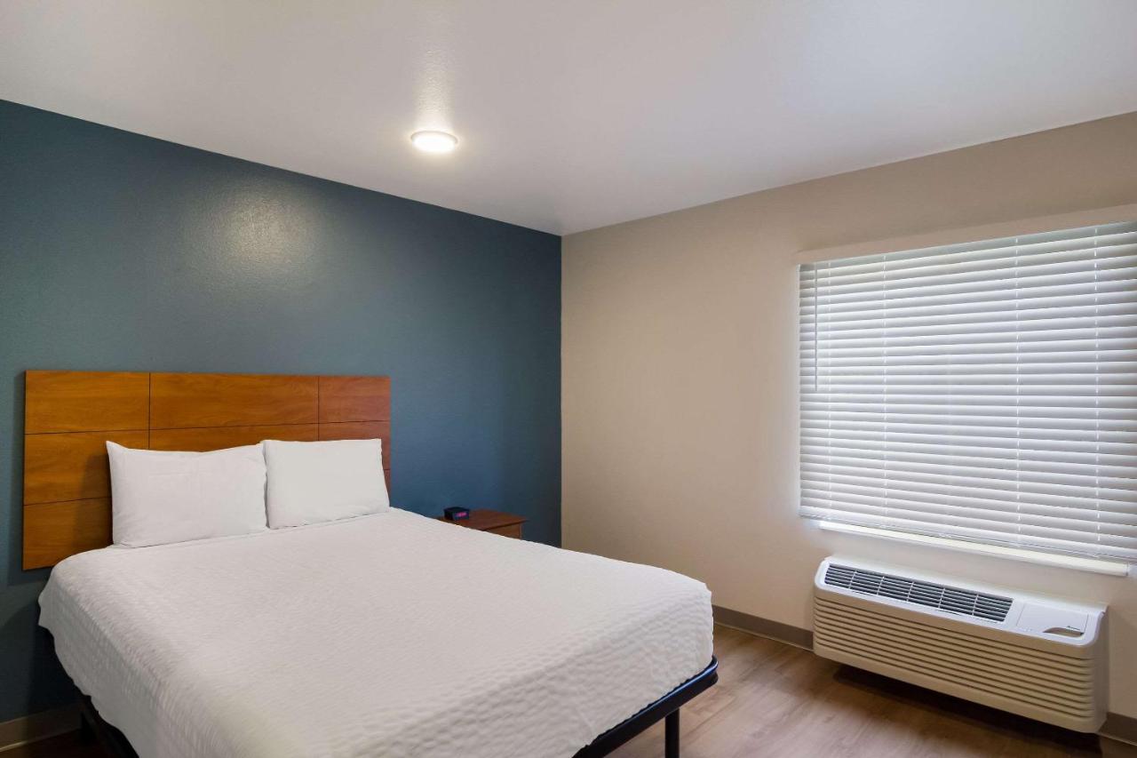WoodSpring Suites Jacksonville I-295 East — photo 12
