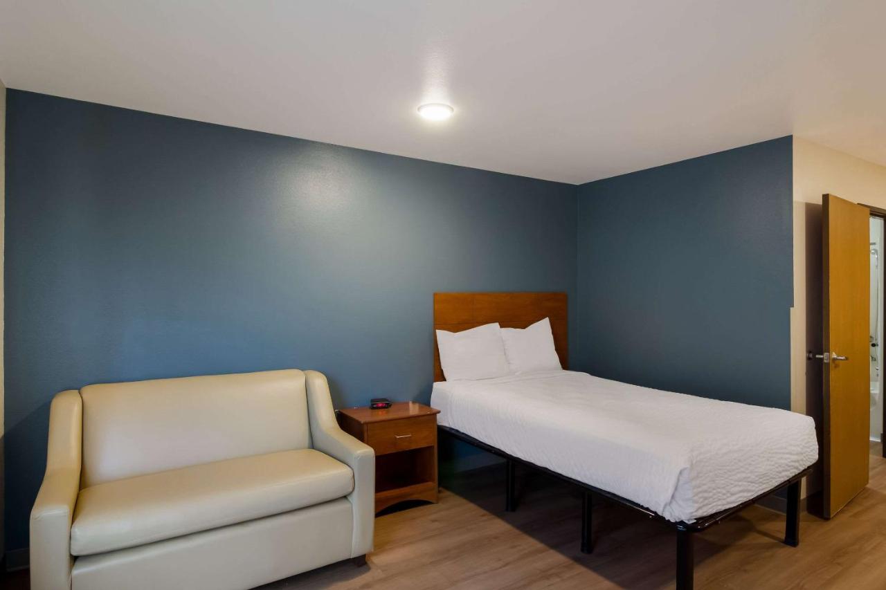 WoodSpring Suites Jacksonville I-295 East — photo 20