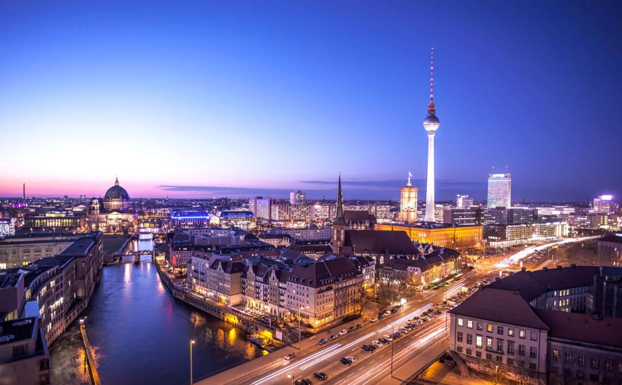 art'otel berlin mitte, Powered by Radisson Hotels photo
