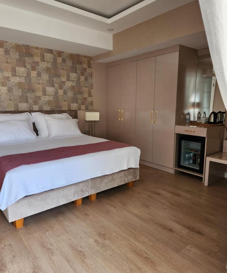 Deluxe Çift Kişilik veya İki Yataklı Oda - Bahçe Manzaralı