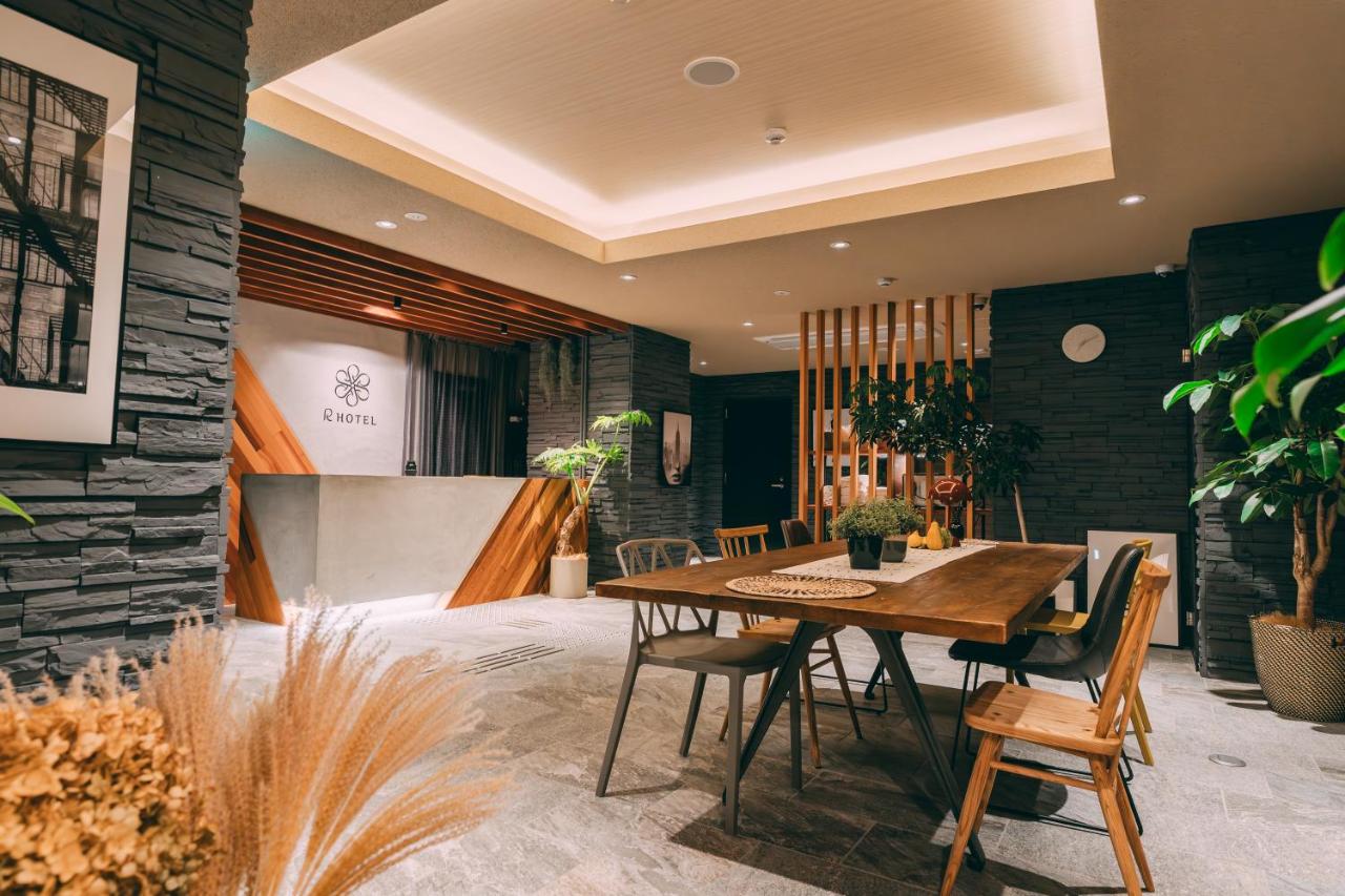 R Hotel Honmachi - 3