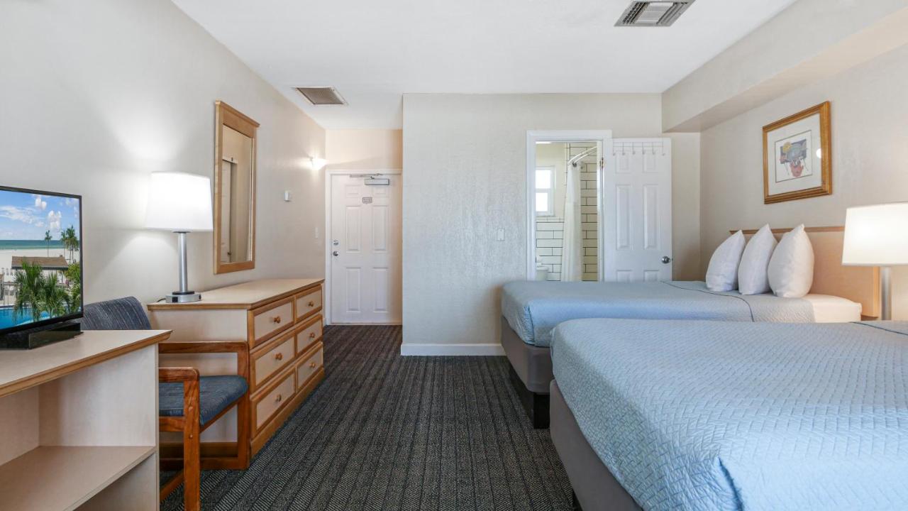 Palm Aire Motel — photo 16
