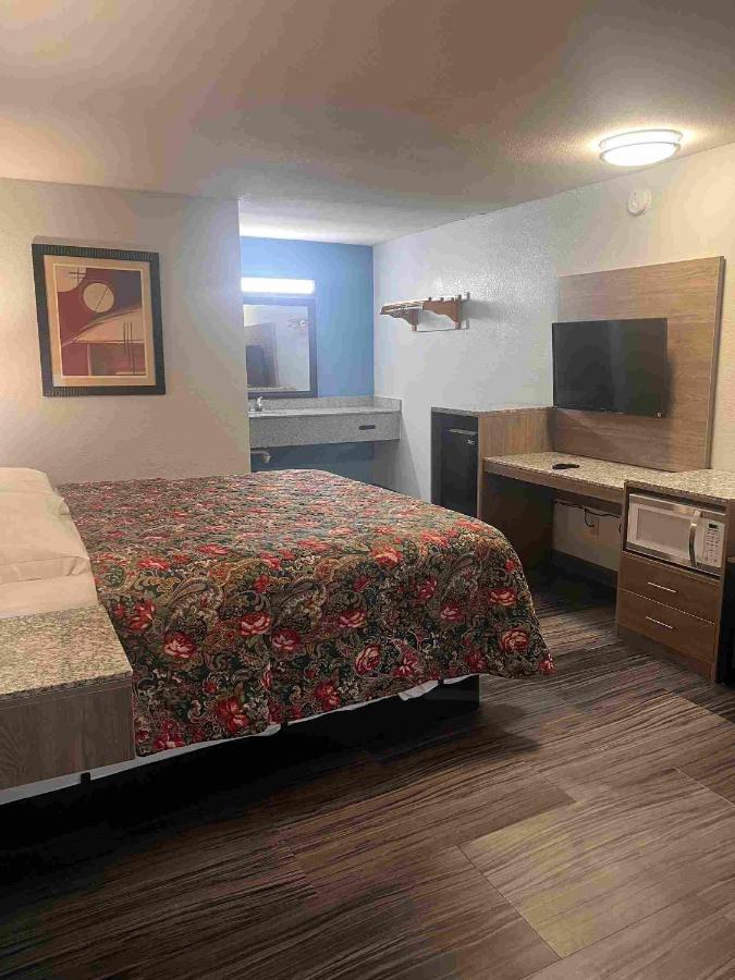 Fairbridge Inn & Suites — photo 13