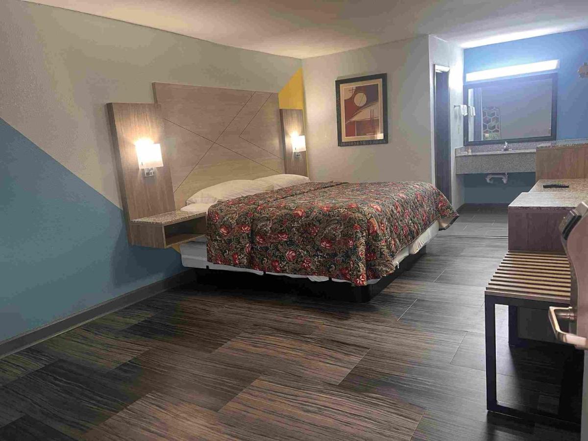 Fairbridge Inn & Suites — photo 12