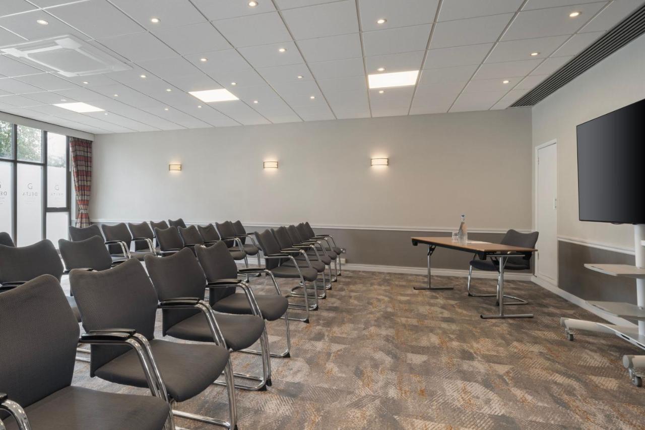 Delta Hotels by Marriott Waltham Abbey photo