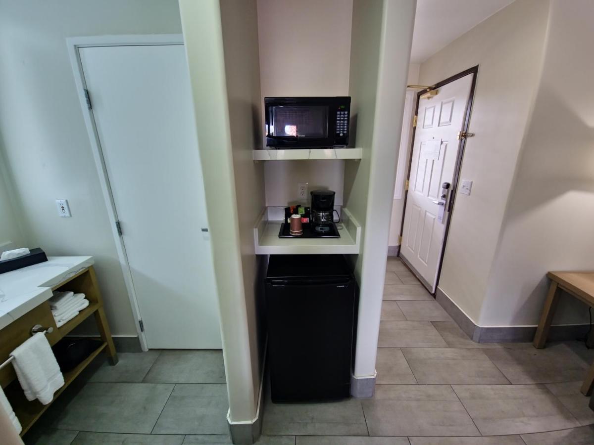 Los Viajeros Inn — photo 19
