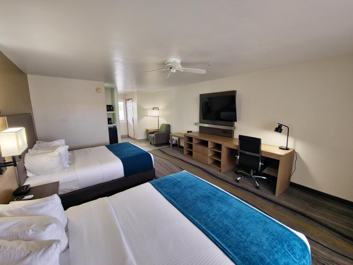 Los Viajeros Inn — photo 23