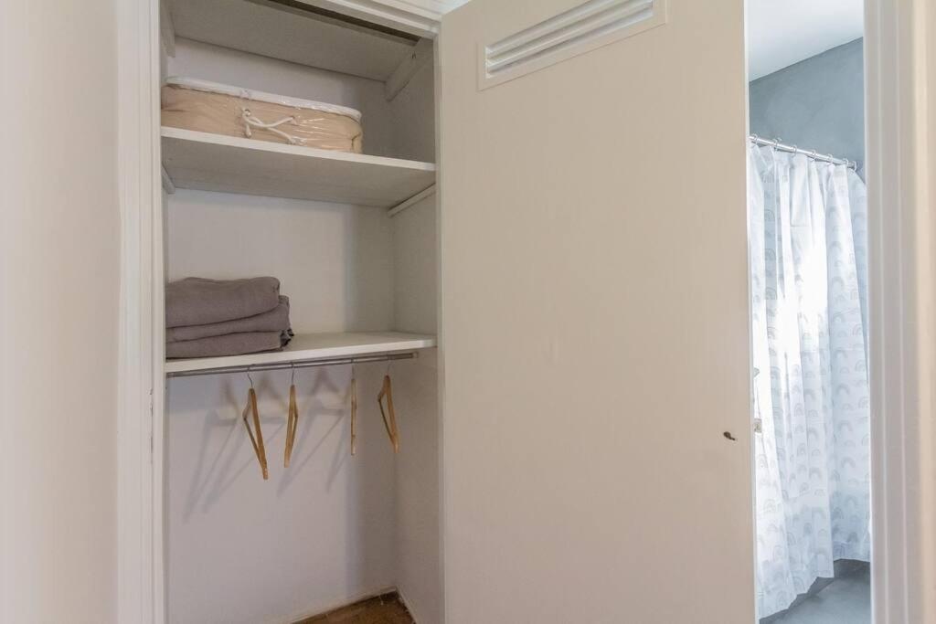 Hermoso Departamento Familiar en Pleno Centro - 2