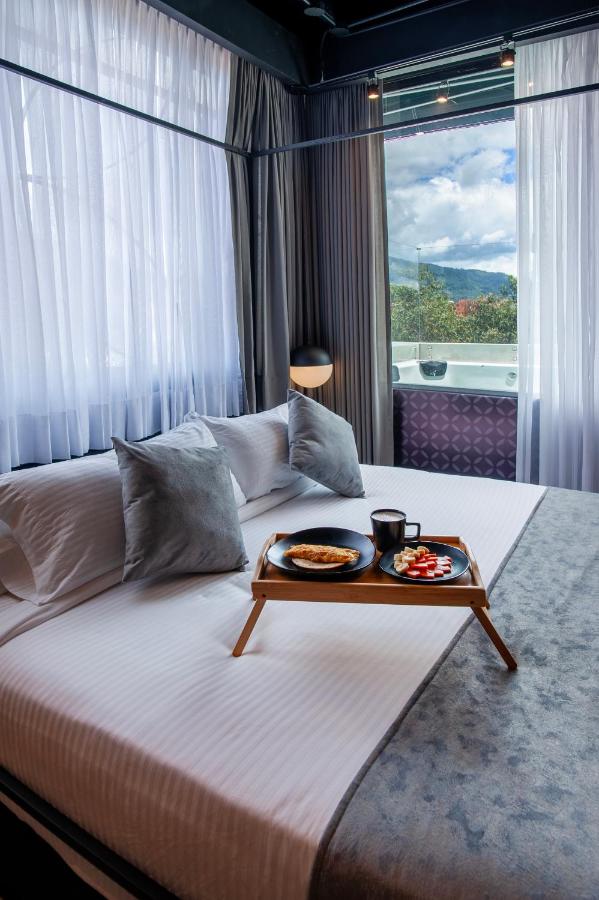 Hemma Bogotá Luxury Suites Hotel photo