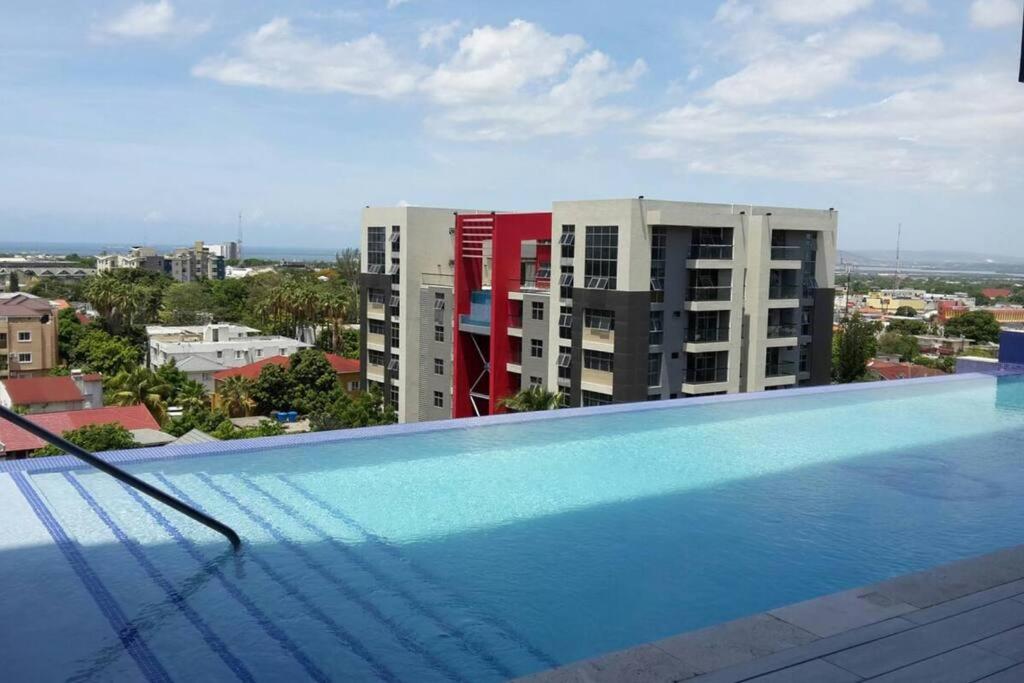 2 BR Kingston Lux Apt with pool - 4