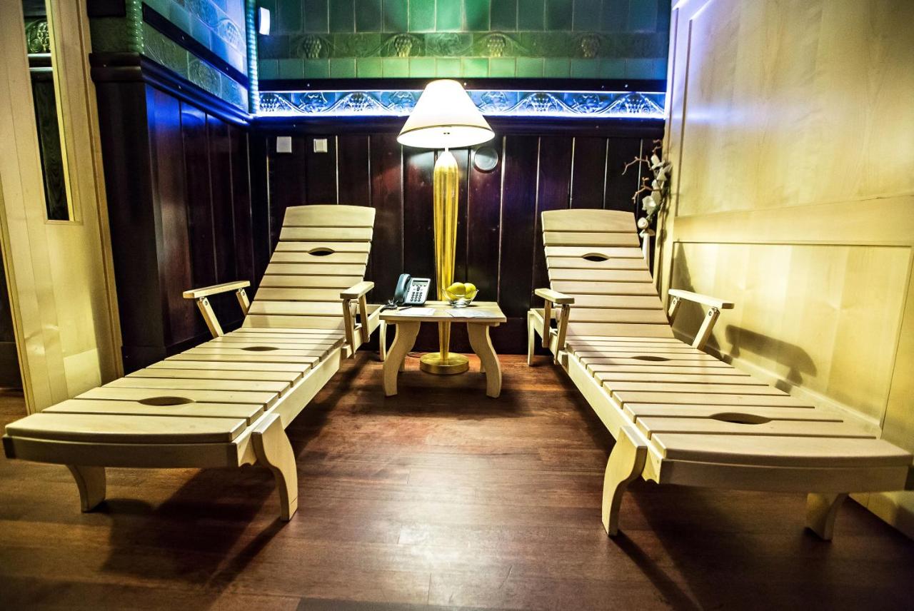 Art Deco Imperial Hotel photo