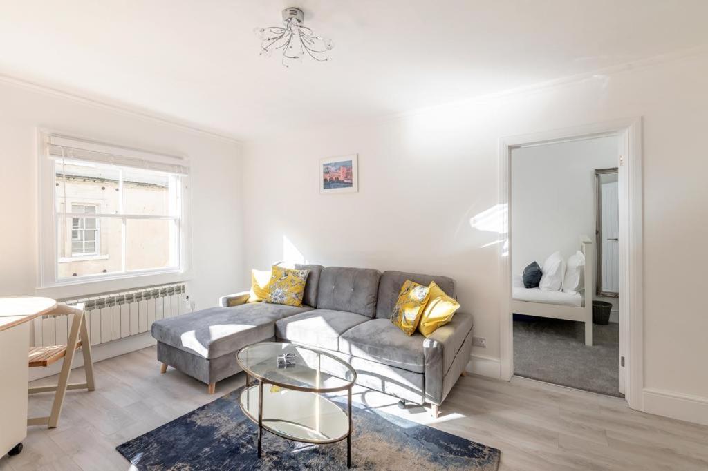 Flat in Bath City Centre - 2
