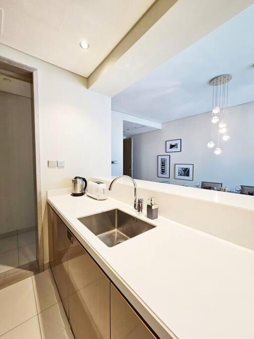 Luxury Paramount Hotel Apt D111 - 3