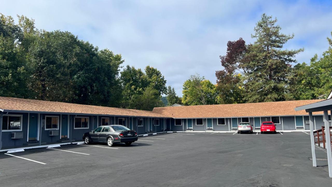 Pine Cone Motel — photo 14