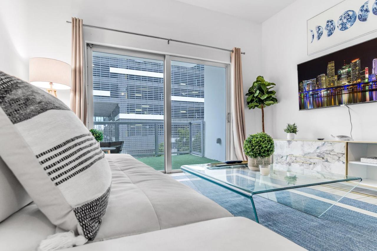 Lovely Unit Mins from Wynwood with Free Parking - 2